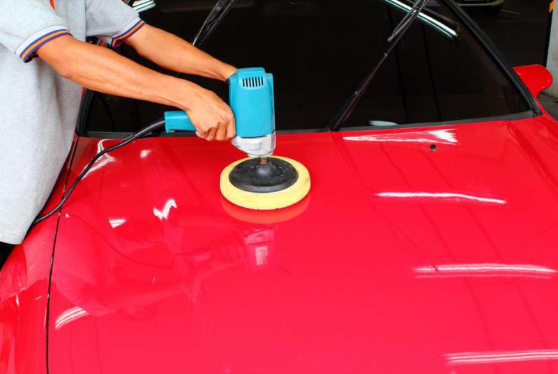 Carro na Praia: Proteja Seu Veículo da Maresia e Corrosão